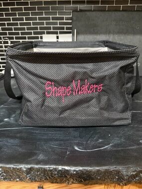 thirty-one Gray Storage Caddy with Pink Embroidery